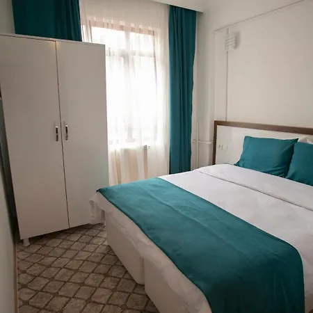 Semay Hotel 3*